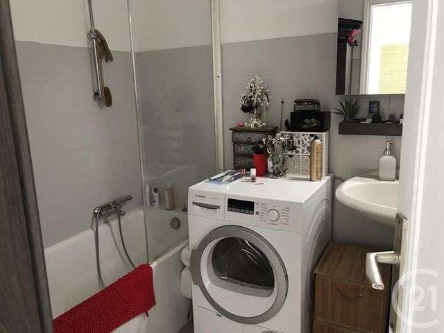Appartement F2 à vendre - 2 pièces - 48.67 m2 - ST LAURENT DU VAR - 06 - PROVENCE-ALPES-COTE-D-AZUR - Century 21 Rivièra Transactions Appartement F2 à vendre - 2 pièces - 48.67 m2 - ST LAURENT DU VAR - 06 - PROVENCE-ALPES-COTE-D-AZUR - Century 21 Rivièra Transactions