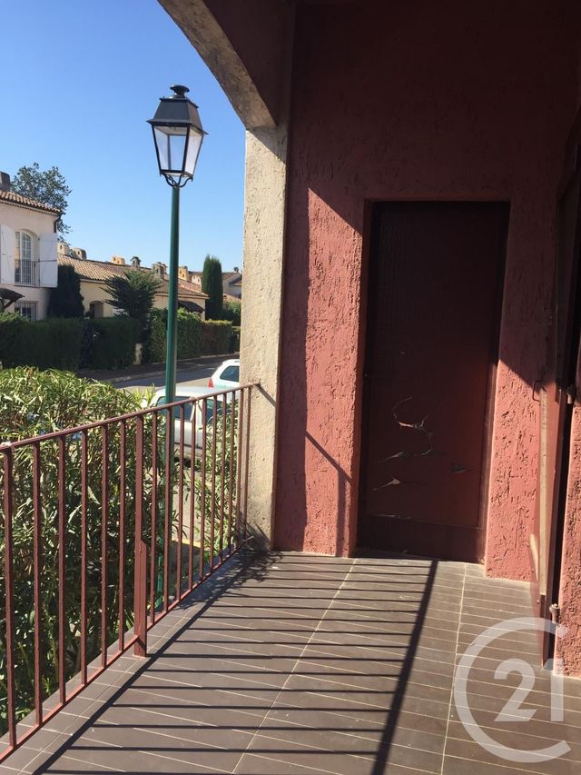 Appartement F1 à louer - 1 pièce - 22.08 m2 - VILLENEUVE LOUBET - 06 - PROVENCE-ALPES-COTE-D-AZUR - Century 21 Rivièra Transactions Appartement F1 à louer - 1 pièce - 22.08 m2 - VILLENEUVE LOUBET - 06 - PROVENCE-ALPES-COTE-D-AZUR - Century 21 Rivièra Transactions