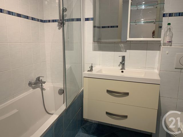 Appartement F2 à louer - 2 pièces - 36.47 m2 - JUAN LES PINS - 06 - PROVENCE-ALPES-COTE-D-AZUR - Century 21 Rivièra Transactions Appartement F2 à louer - 2 pièces - 36.47 m2 - JUAN LES PINS - 06 - PROVENCE-ALPES-COTE-D-AZUR - Century 21 Rivièra Transactions