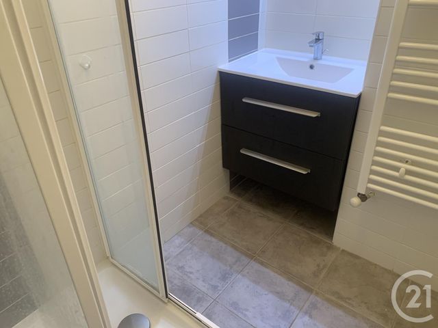 Appartement F1 à louer - 1 pièce - 29.0 m2 - NICE - 06 - PROVENCE-ALPES-COTE-D-AZUR - Century 21 Rivièra Transactions Appartement F1 à louer - 1 pièce - 29.0 m2 - NICE - 06 - PROVENCE-ALPES-COTE-D-AZUR - Century 21 Rivièra Transactions