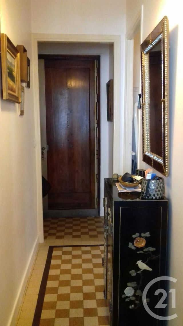 Afficher la photo en grand Appartement F1 à louer - 1 pièce - 35.8 m2 - NICE - 06 - PROVENCE-ALPES-COTE-D-AZUR - Century 21 Rivièra Transactions