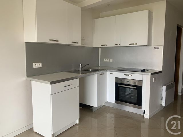 Afficher la photo en grand Appartement F2 à louer - 2 pièces - 40.03 m2 - CAGNES SUR MER - 06 - PROVENCE-ALPES-COTE-D-AZUR - Century 21 Rivièra Transactions