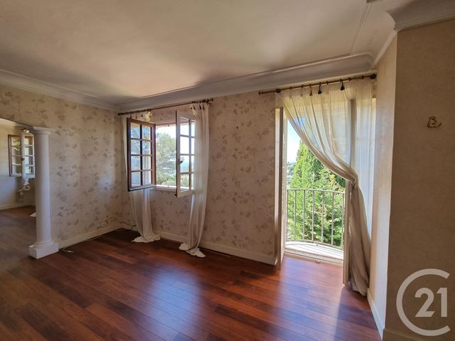 Afficher la photo en grand maison à vendre - 9 pièces - 350.0 m2 - ST LAURENT DU VAR - 06 - PROVENCE-ALPES-COTE-D-AZUR - Century 21 Rivièra Transactions