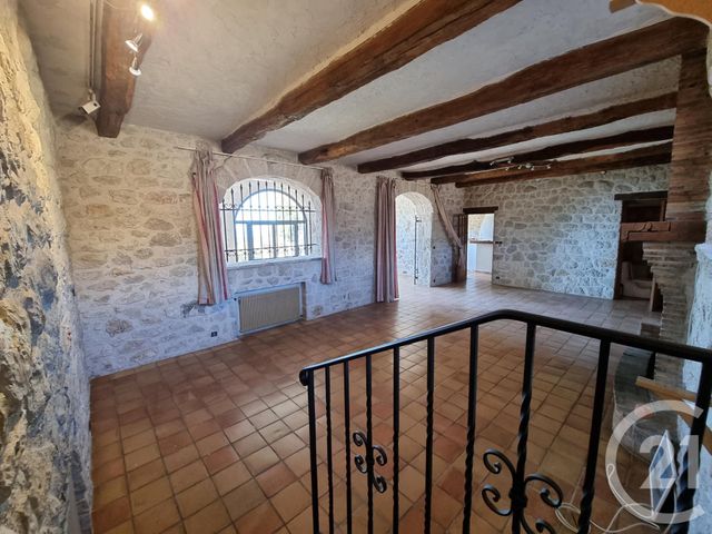 Afficher la photo en grand maison à vendre - 9 pièces - 350.0 m2 - ST LAURENT DU VAR - 06 - PROVENCE-ALPES-COTE-D-AZUR - Century 21 Rivièra Transactions