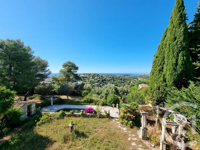 Afficher la photo en grand maison à vendre - 9 pièces - 350.0 m2 - ST LAURENT DU VAR - 06 - PROVENCE-ALPES-COTE-D-AZUR - Century 21 Rivièra Transactions