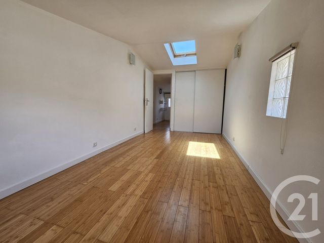 maison à vendre - 5 pièces - 94.54 m2 - VILLENEUVE LOUBET - 06 - PROVENCE-ALPES-COTE-D-AZUR - Century 21 Rivièra Transactions