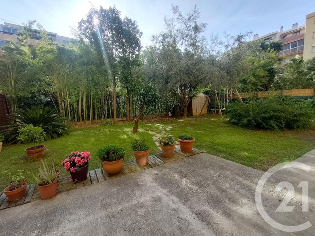 Appartement F3 à vendre - 3 pièces - 80.93 m2 - ST LAURENT DU VAR - 06 - PROVENCE-ALPES-COTE-D-AZUR - Century 21 Rivièra Transactions