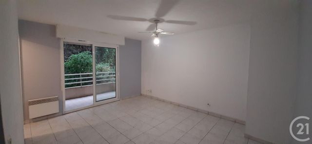 Appartement Studio à louer - 1 pièce - 24.25 m2 - ST LAURENT DU VAR - 06 - PROVENCE-ALPES-COTE-D-AZUR - Century 21 Rivièra Transactions