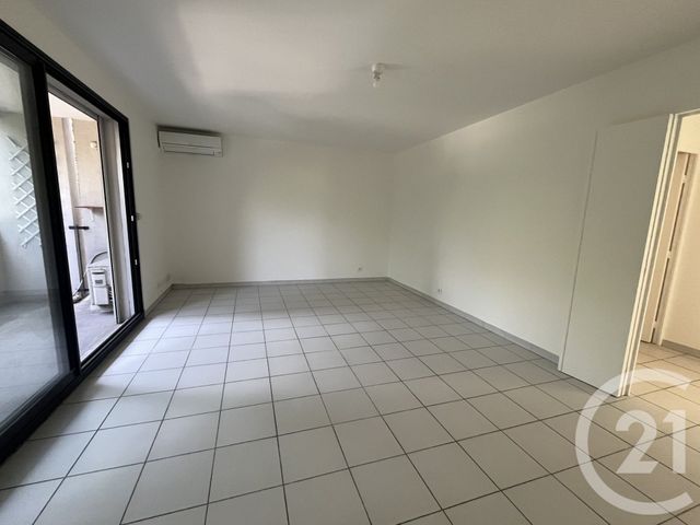 Afficher la photo en grand Appartement F4 à louer - 4 pièces - 94.0 m2 - NICE - 06 - PROVENCE-ALPES-COTE-D-AZUR - Century 21 Rivièra Transactions