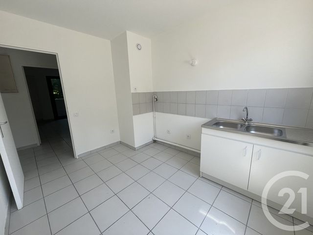 Afficher la photo en grand Appartement F4 à louer - 4 pièces - 94.0 m2 - NICE - 06 - PROVENCE-ALPES-COTE-D-AZUR - Century 21 Rivièra Transactions