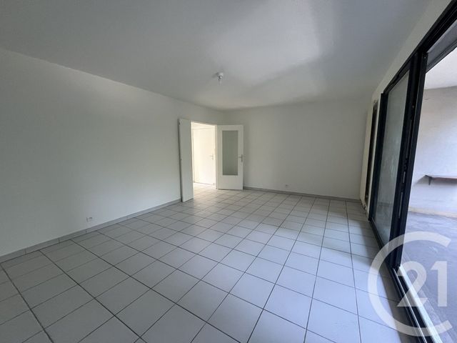 Afficher la photo en grand Appartement F4 à louer - 4 pièces - 94.0 m2 - NICE - 06 - PROVENCE-ALPES-COTE-D-AZUR - Century 21 Rivièra Transactions