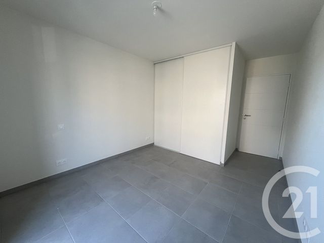 Appartement F2 à louer - 2 pièces - 44.25 m2 - ST LAURENT DU VAR - 06 - PROVENCE-ALPES-COTE-D-AZUR - Century 21 Rivièra Transactions