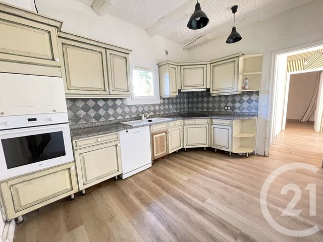 Afficher la photo en grand maison à vendre - 8 pièces - 159.23 m2 - ST LAURENT DU VAR - 06 - PROVENCE-ALPES-COTE-D-AZUR - Century 21 Rivièra Transactions