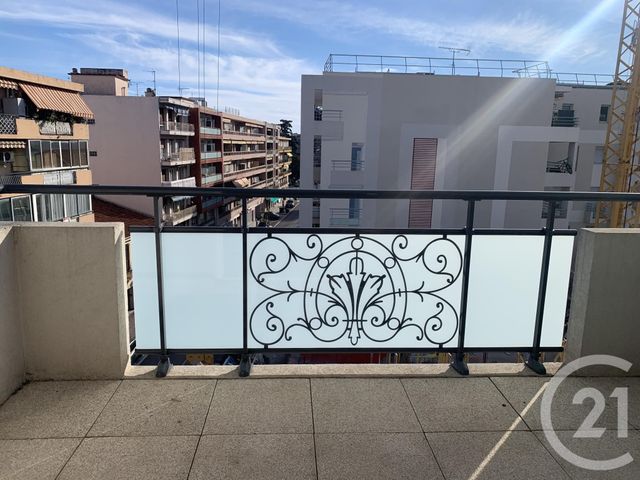 Appartement F4 à louer - 4 pièces - 89.82 m2 - ST LAURENT DU VAR - 06 - PROVENCE-ALPES-COTE-D-AZUR - Century 21 Rivièra Transactions