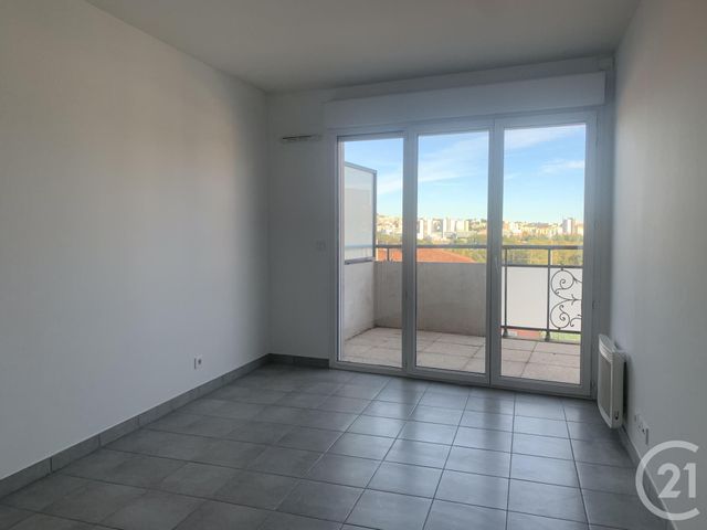 Appartement F4 à louer - 4 pièces - 89.82 m2 - ST LAURENT DU VAR - 06 - PROVENCE-ALPES-COTE-D-AZUR - Century 21 Rivièra Transactions