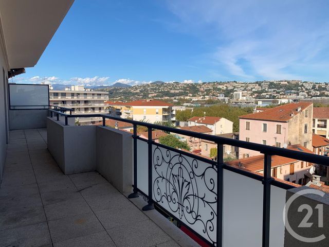 Appartement F4 à louer - 4 pièces - 89.82 m2 - ST LAURENT DU VAR - 06 - PROVENCE-ALPES-COTE-D-AZUR - Century 21 Rivièra Transactions