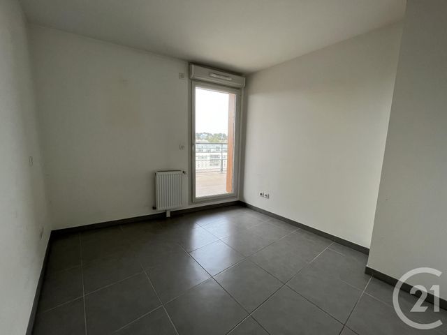 Appartement F3 à louer - 3 pièces - 61.5 m2 - ANTIBES - 06 - PROVENCE-ALPES-COTE-D-AZUR - Century 21 Rivièra Transactions