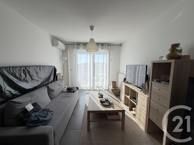 Appartement F2 à louer - 2 pièces - 38.7 m2 - ST LAURENT DU VAR - 06 - PROVENCE-ALPES-COTE-D-AZUR - Century 21 Rivièra Transactions