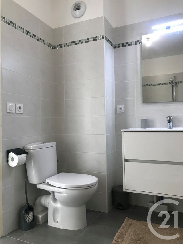 Appartement F2 à louer - 2 pièces - 38.7 m2 - ST LAURENT DU VAR - 06 - PROVENCE-ALPES-COTE-D-AZUR - Century 21 Rivièra Transactions