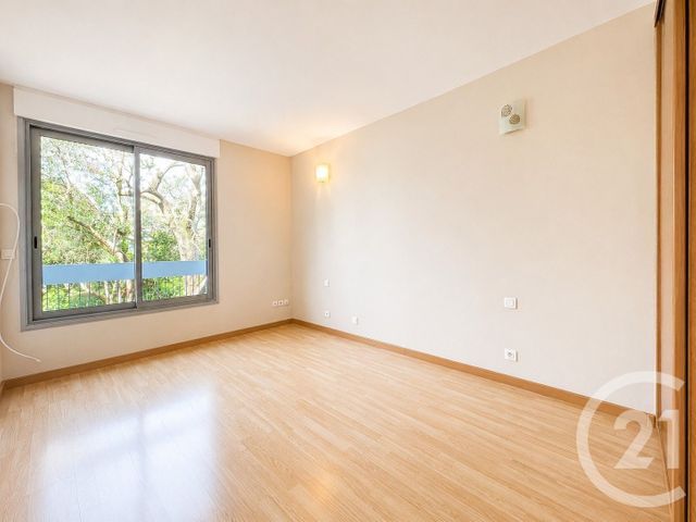 Appartement F3 à vendre - 3 pièces - 66.13 m2 - ST LAURENT DU VAR - 06 - PROVENCE-ALPES-COTE-D-AZUR - Century 21 Rivièra Transactions