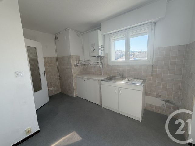 Appartement F4 à louer - 4 pièces - 72.8 m2 - NICE - 06 - PROVENCE-ALPES-COTE-D-AZUR - Century 21 Rivièra Transactions