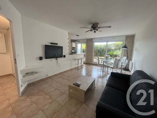Appartement F2 à louer - 2 pièces - 54.76 m2 - ST LAURENT DU VAR - 06 - PROVENCE-ALPES-COTE-D-AZUR - Century 21 Rivièra Transactions