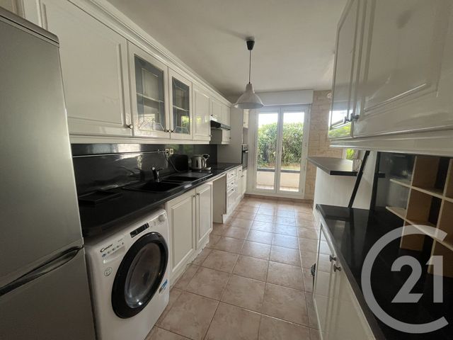 Appartement F2 à louer - 2 pièces - 54.76 m2 - ST LAURENT DU VAR - 06 - PROVENCE-ALPES-COTE-D-AZUR - Century 21 Rivièra Transactions