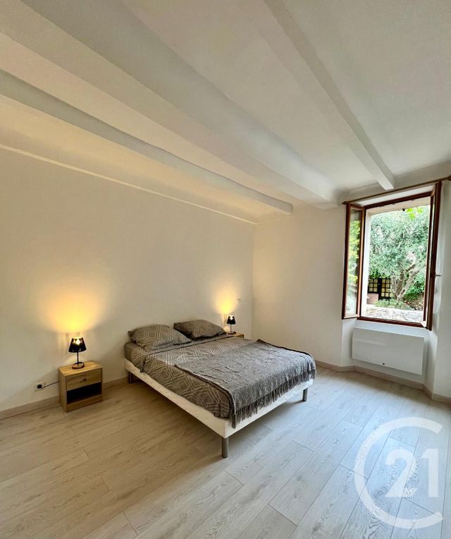 Appartement F4 à louer - 4 pièces - 101.38 m2 - ST JEANNET - 06 - PROVENCE-ALPES-COTE-D-AZUR - Century 21 Rivièra Transactions