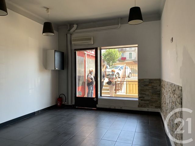 Appartement Local à louer - 1 pièce - 24.45 m2 - ST LAURENT DU VAR - 06 - PROVENCE-ALPES-COTE-D-AZUR - Century 21 Rivièra Transactions