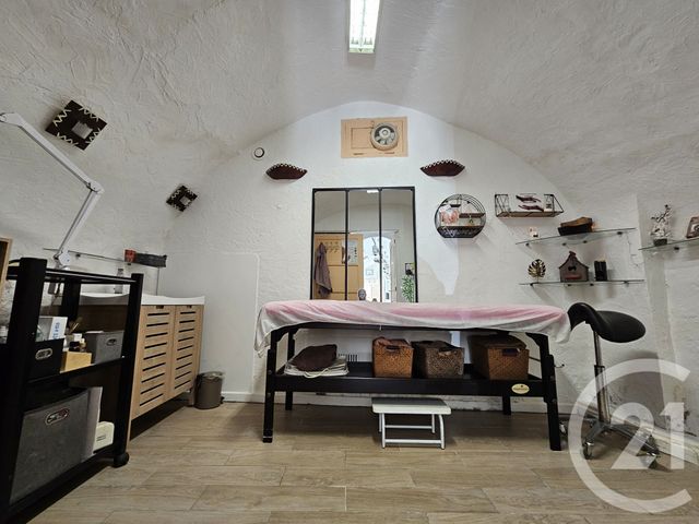 Appartement Local à vendre - 1 pièce - 33.0 m2 - GATTIERES - 06 - PROVENCE-ALPES-COTE-D-AZUR - Century 21 Rivièra Transactions