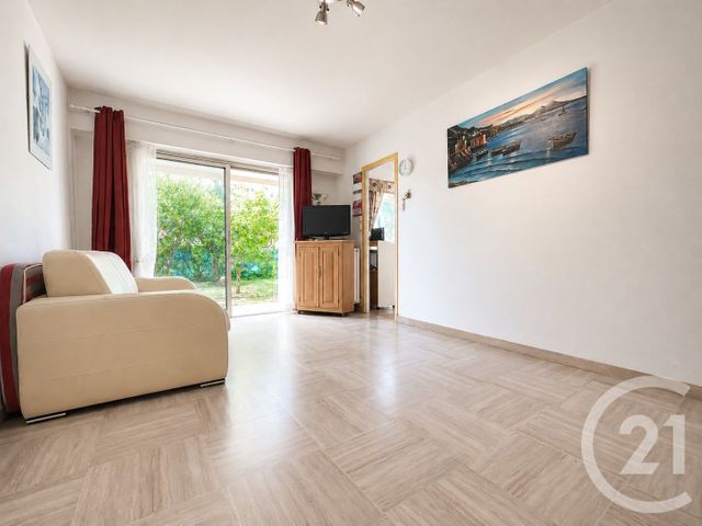 Appartement F1 à vendre - 1 pièce - 30.05 m2 - ST LAURENT DU VAR - 06 - PROVENCE-ALPES-COTE-D-AZUR - Century 21 Rivièra Transactions