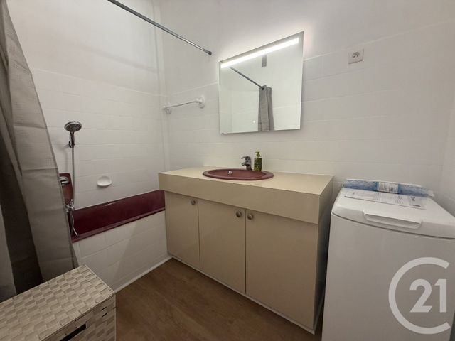 Appartement F2 à louer - 2 pièces - 53.07 m2 - NICE - 06 - PROVENCE-ALPES-COTE-D-AZUR - Century 21 Rivièra Transactions