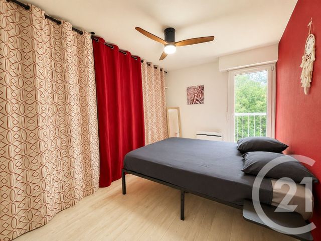 Appartement F3 à vendre - 3 pièces - 78.53 m2 - ST LAURENT DU VAR - 06 - PROVENCE-ALPES-COTE-D-AZUR - Century 21 Rivièra Transactions