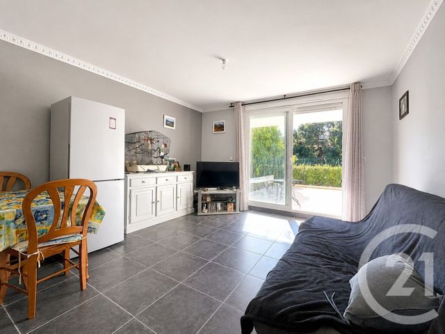 Appartement F2 à vendre - 2 pièces - 46.57 m2 - ST LAURENT DU VAR - 06 - PROVENCE-ALPES-COTE-D-AZUR - Century 21 Rivièra Transactions