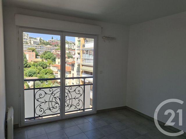 Appartement F2 à louer - 2 pièces - 38.26 m2 - ST LAURENT DU VAR - 06 - PROVENCE-ALPES-COTE-D-AZUR - Century 21 Rivièra Transactions