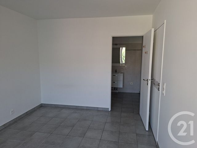 Appartement F2 à louer - 2 pièces - 38.26 m2 - ST LAURENT DU VAR - 06 - PROVENCE-ALPES-COTE-D-AZUR - Century 21 Rivièra Transactions