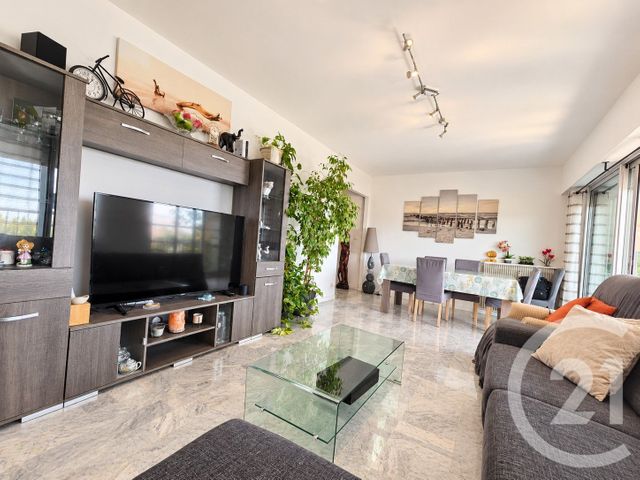 Appartement F3 à vendre - 3 pièces - 64.62 m2 - VENCE - 06 - PROVENCE-ALPES-COTE-D-AZUR - Century 21 Rivièra Transactions