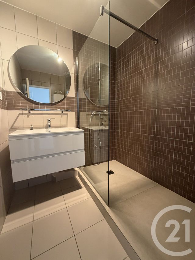 Appartement F2 à louer - 2 pièces - 57.3 m2 - ST LAURENT DU VAR - 06 - PROVENCE-ALPES-COTE-D-AZUR - Century 21 Rivièra Transactions