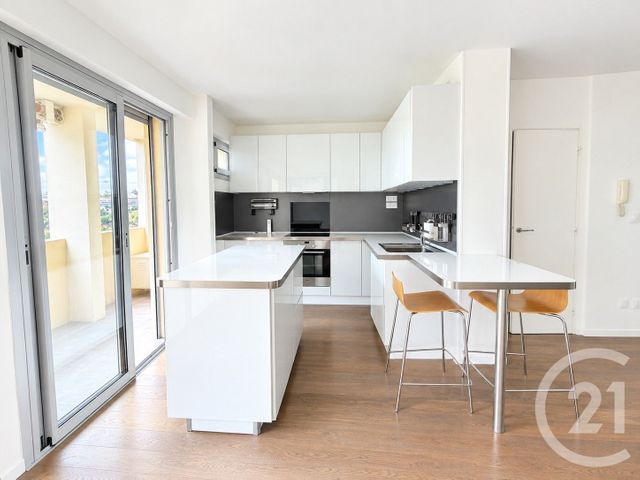 Appartement F2 à louer - 2 pièces - 57.3 m2 - ST LAURENT DU VAR - 06 - PROVENCE-ALPES-COTE-D-AZUR - Century 21 Rivièra Transactions
