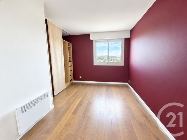 Appartement F2 à louer - 2 pièces - 57.3 m2 - ST LAURENT DU VAR - 06 - PROVENCE-ALPES-COTE-D-AZUR - Century 21 Rivièra Transactions