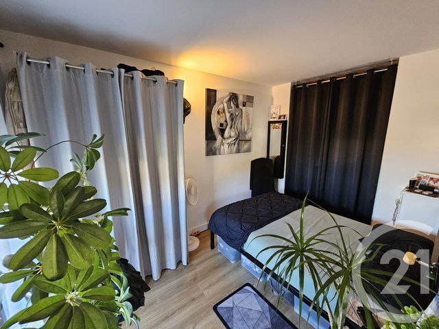 Appartement F2 à vendre - 2 pièces - 33.0 m2 - ST LAURENT DU VAR - 06 - PROVENCE-ALPES-COTE-D-AZUR - Century 21 Rivièra Transactions