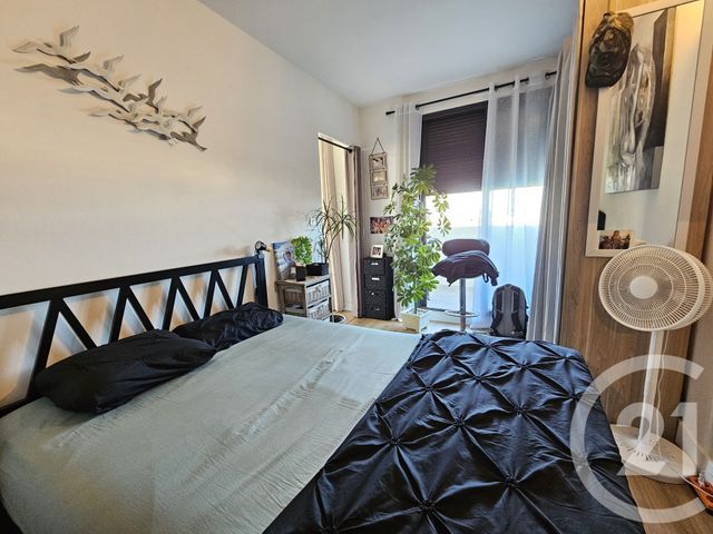 Appartement F2 à vendre - 2 pièces - 33.0 m2 - ST LAURENT DU VAR - 06 - PROVENCE-ALPES-COTE-D-AZUR - Century 21 Rivièra Transactions