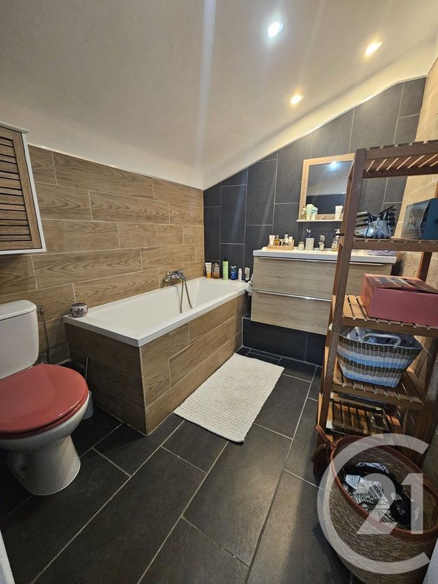 maison à vendre - 3 pièces - 43.0 m2 - ST LAURENT DU VAR - 06 - PROVENCE-ALPES-COTE-D-AZUR - Century 21 Rivièra Transactions