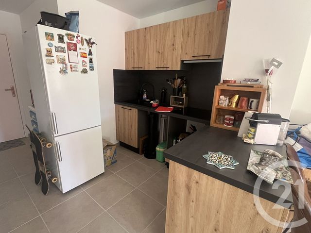 Appartement F2 à louer - 2 pièces - 48.6 m2 - ST JEANNET - 06 - PROVENCE-ALPES-COTE-D-AZUR - Century 21 Rivièra Transactions