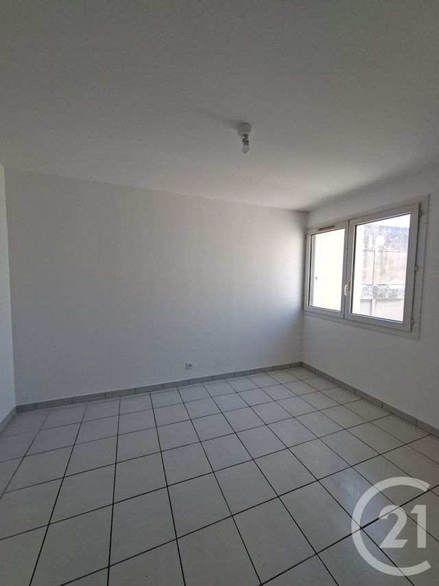 Appartement F4 à louer - 4 pièces - 82.75 m2 - NICE - 06 - PROVENCE-ALPES-COTE-D-AZUR - Century 21 Rivièra Transactions
