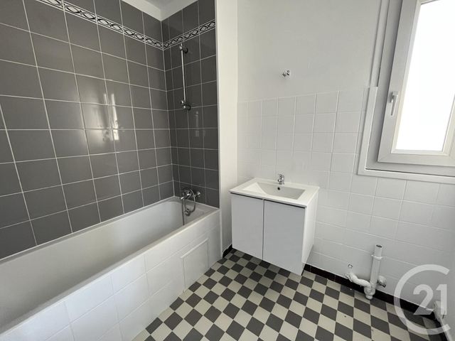 Appartement F4 à louer - 4 pièces - 72.9 m2 - NICE - 06 - PROVENCE-ALPES-COTE-D-AZUR - Century 21 Rivièra Transactions