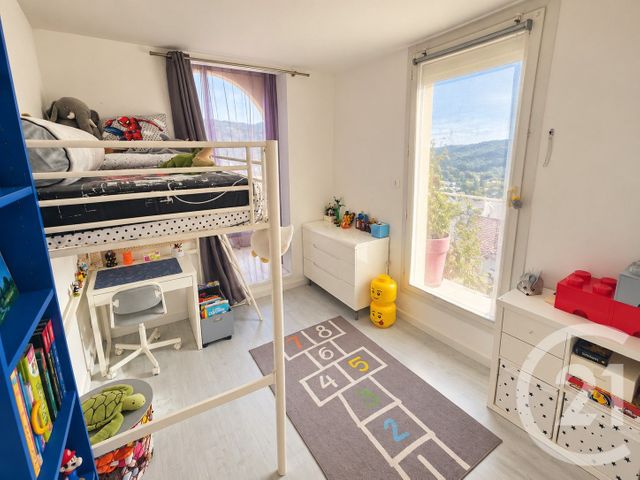 Appartement Duplex à vendre - 4 pièces - 93.67 m2 - CARROS - 06 - PROVENCE-ALPES-COTE-D-AZUR - Century 21 Rivièra Transactions