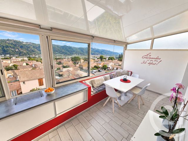 Appartement Duplex à vendre - 4 pièces - 93.67 m2 - CARROS - 06 - PROVENCE-ALPES-COTE-D-AZUR - Century 21 Rivièra Transactions