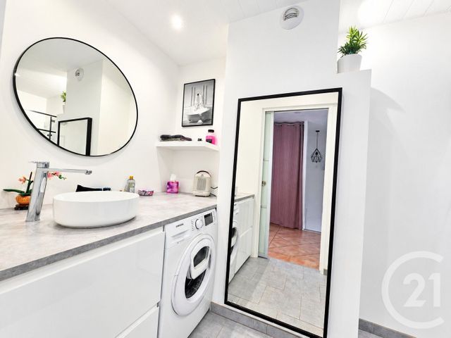 Appartement Duplex à vendre - 4 pièces - 93.67 m2 - CARROS - 06 - PROVENCE-ALPES-COTE-D-AZUR - Century 21 Rivièra Transactions