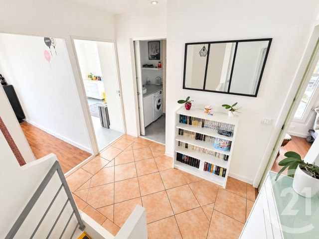 Appartement Duplex à vendre - 4 pièces - 93.67 m2 - CARROS - 06 - PROVENCE-ALPES-COTE-D-AZUR - Century 21 Rivièra Transactions